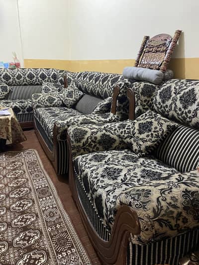 Home used Neat Sofa set