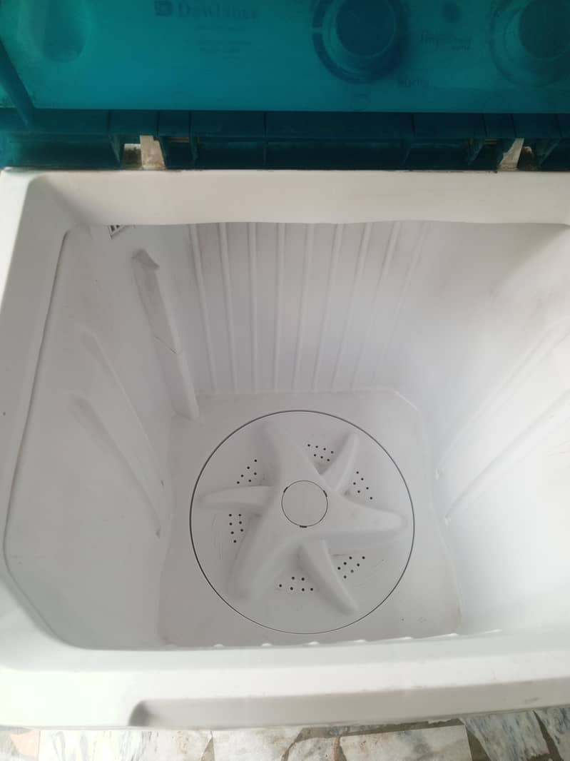 Dawlance Washing machine 1