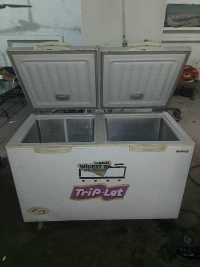 wavez duble box freezer sale good condition