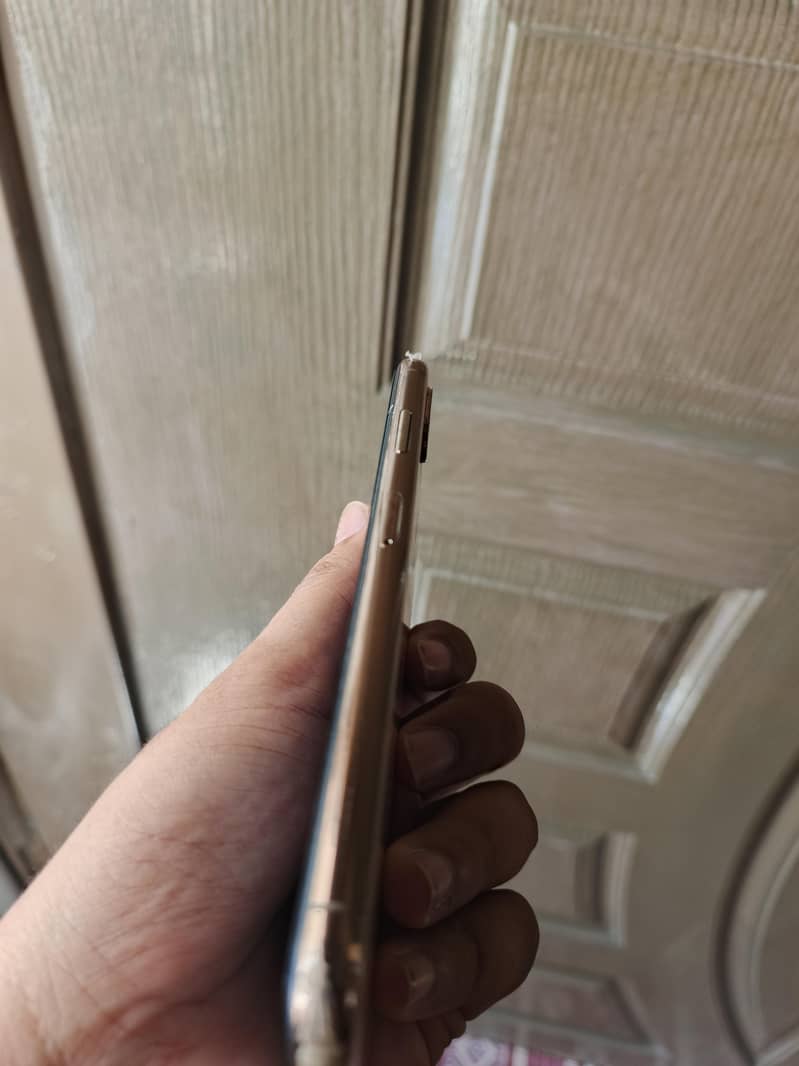 iphone xs Max 1