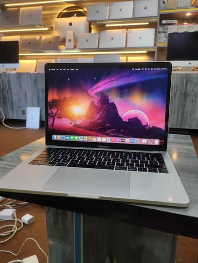 MACBOOK PRO 13INCH 2019