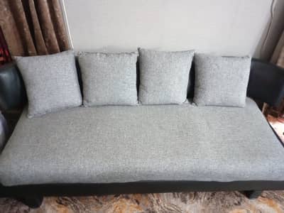 Sofa Set with cushions