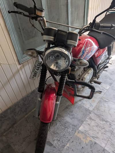 Suzuki GS150 Se