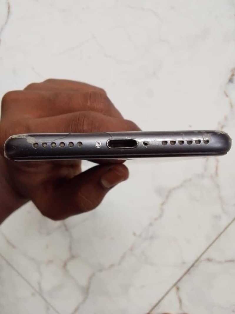 iPhone 8 2