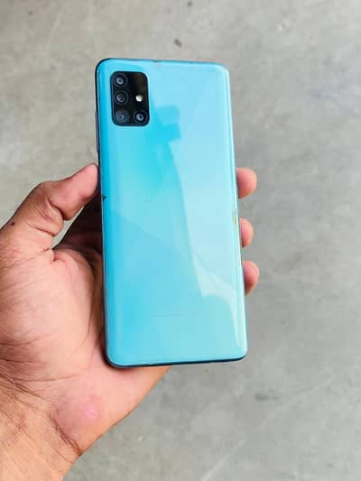 SAMSUNG A51