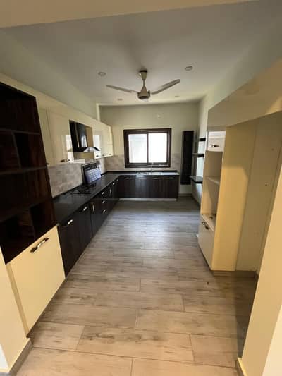 Stunning Brand New 500 Yards Upper Portion Is Available For Rent