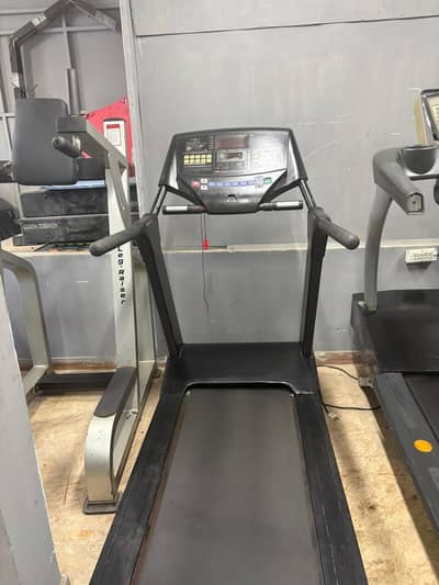 Advance treadmill sami comercial used 150 kg supported