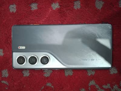 Techno Cammon 40 pro
