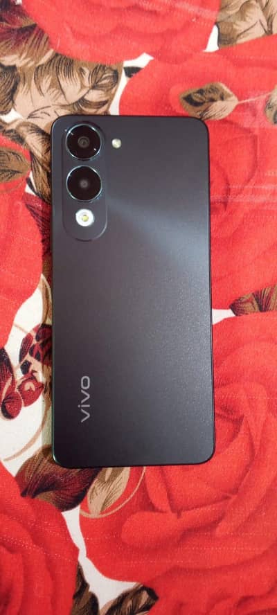 Vivo y04
