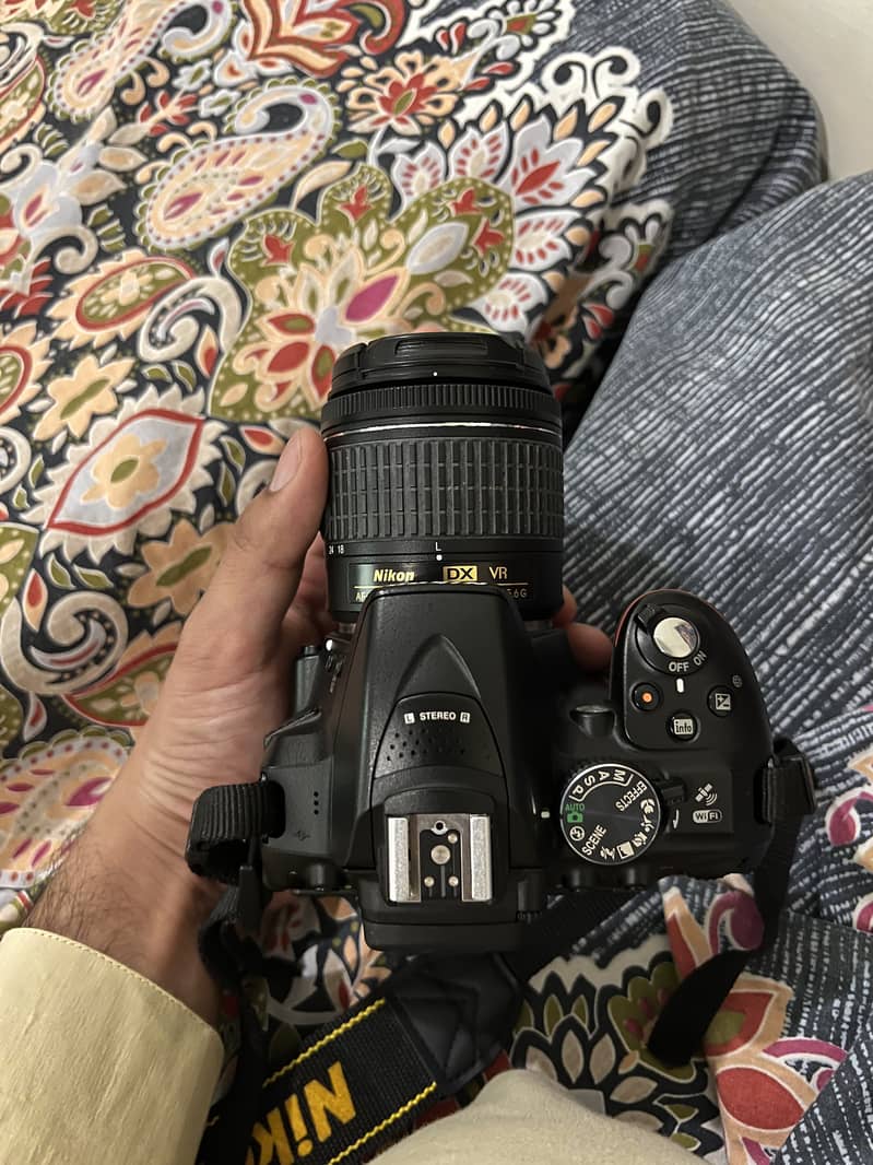 Nikon 6