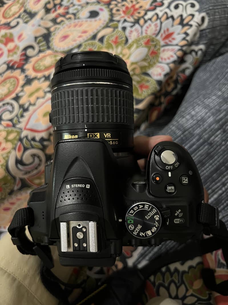 Nikon 8