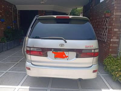 Almost like new very good condition Toyota Estima