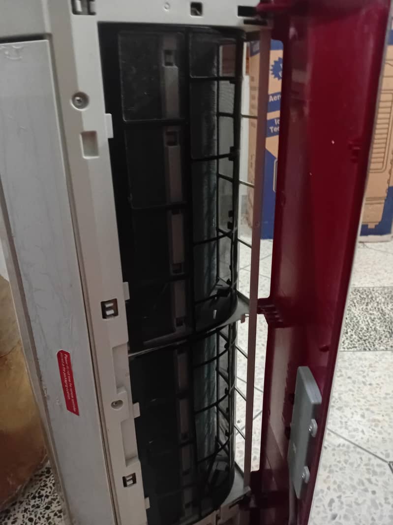 Haier split 1 ton 0