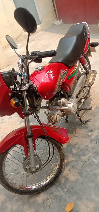 City Pakistan brand bike 100cc self start for sale