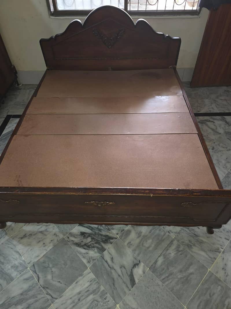 double bed 0