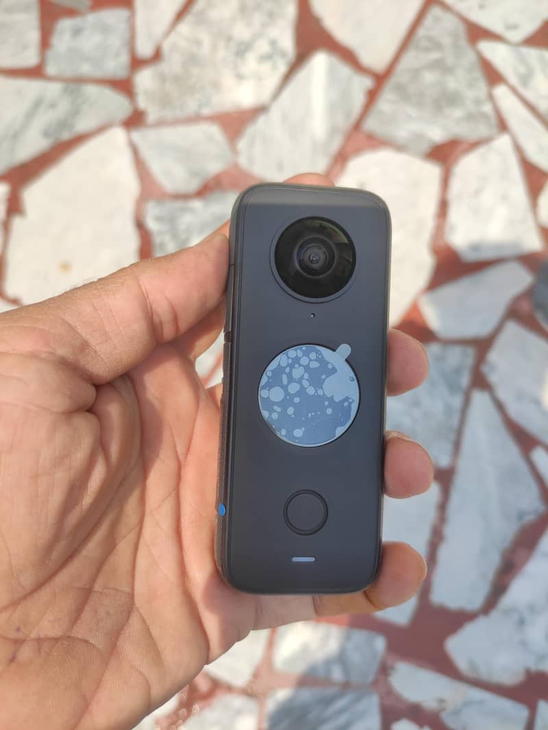 insta 360 x2 2