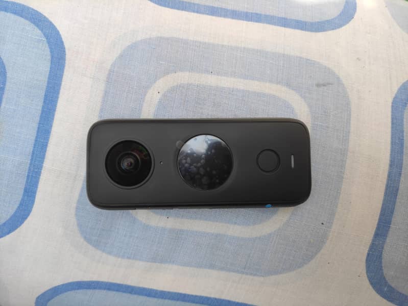 insta 360 x2 4