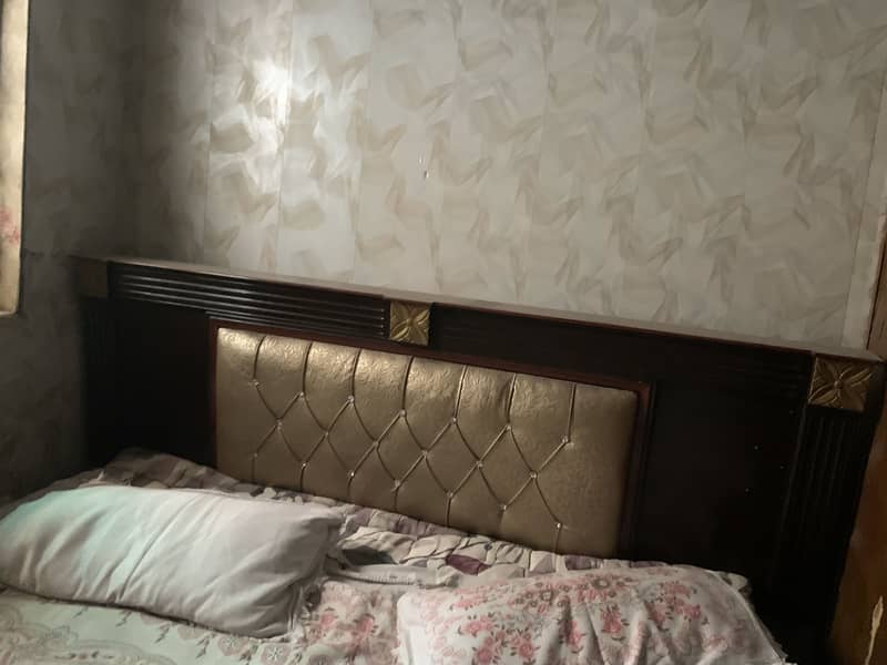 King Size Bed 2