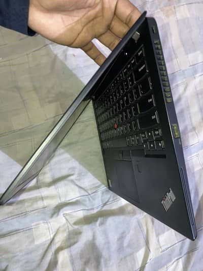Lenovo ThinkPad i5 8th Gen | 12GB RAM | 256GB SSD | Windows 11 Pro