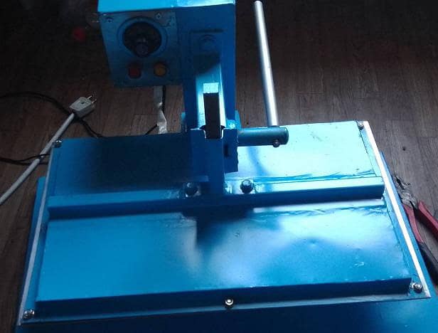 Packaging machine 4