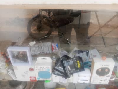 mobile accessories on whole sale rate due to shop closing