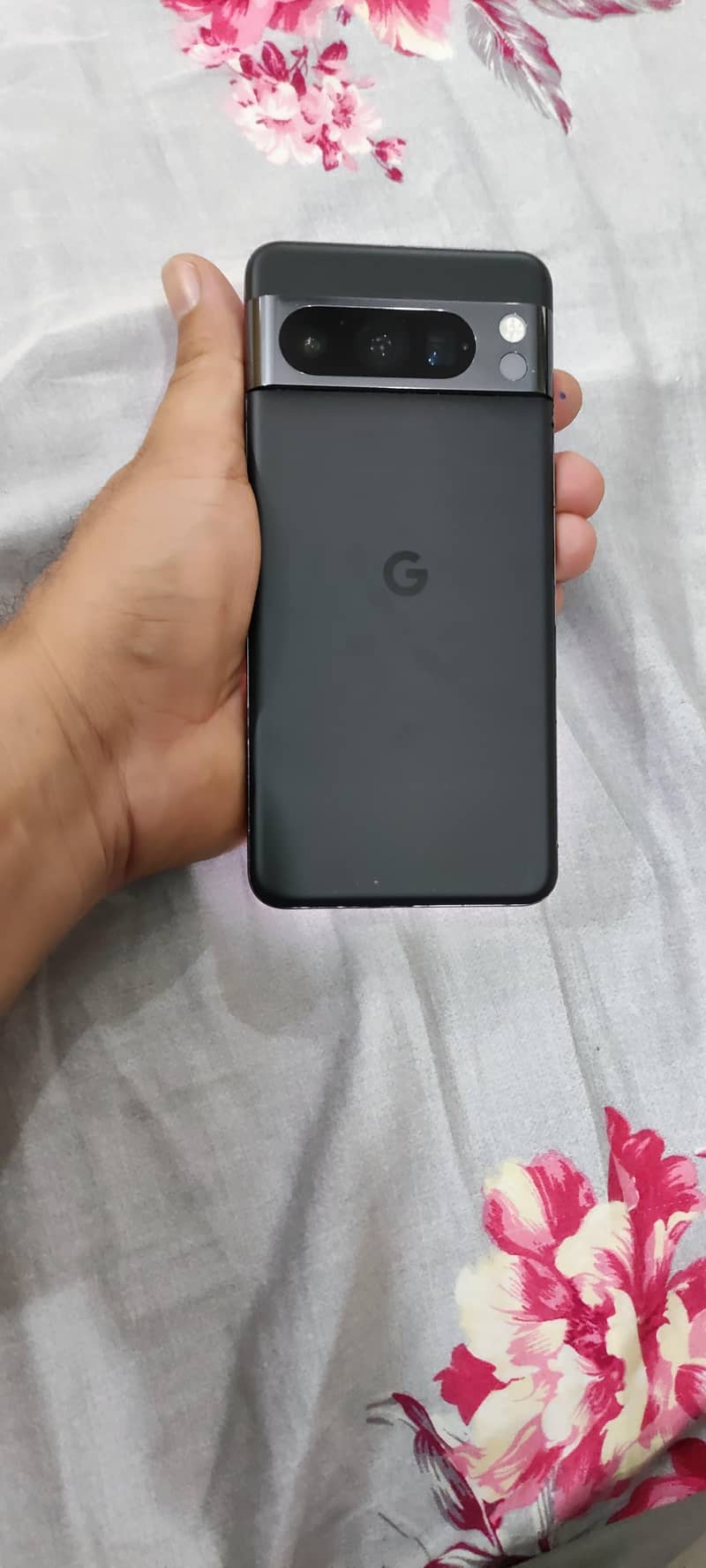 Google pixel 8 Pro 1