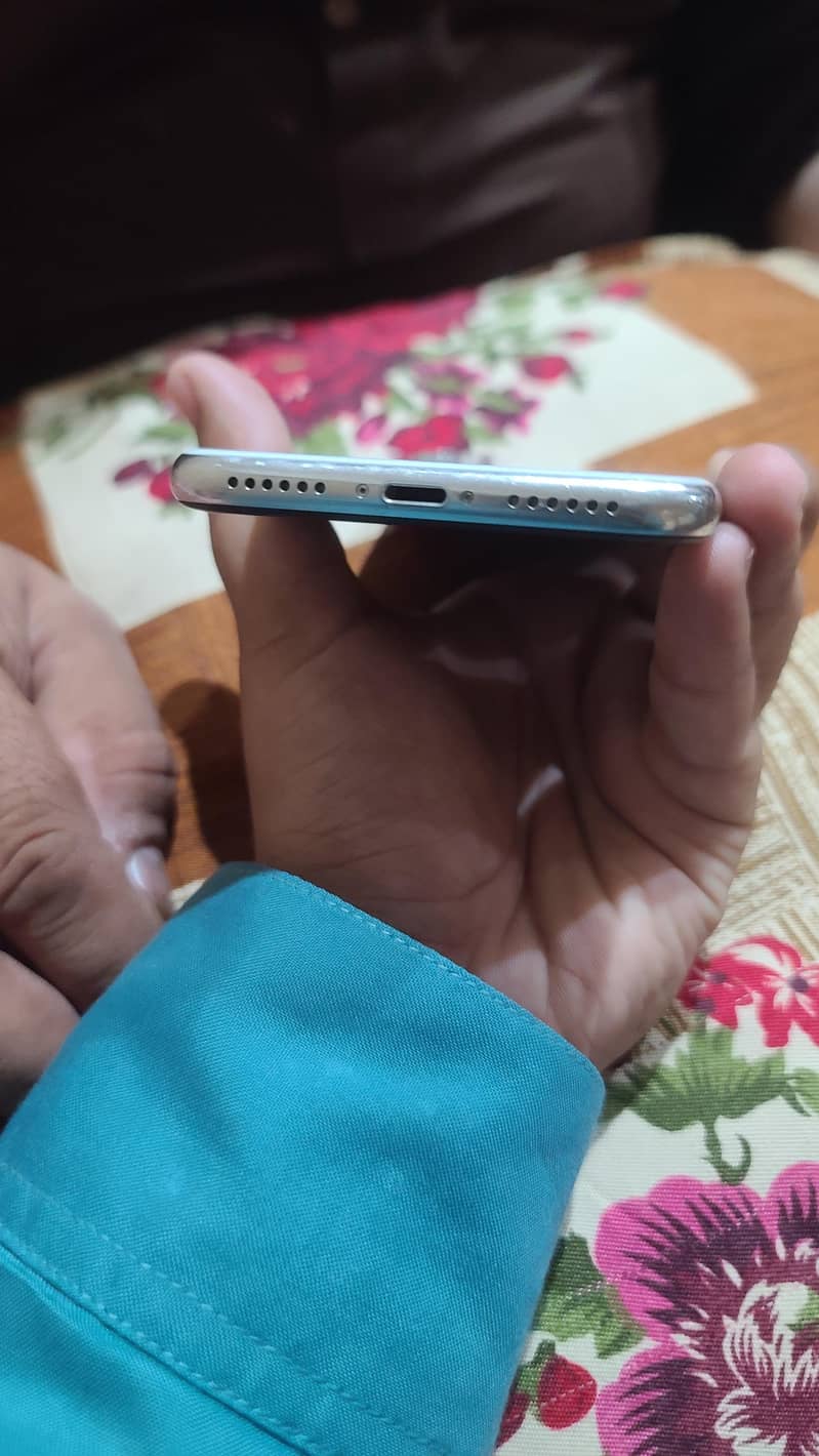 iPhone x 4