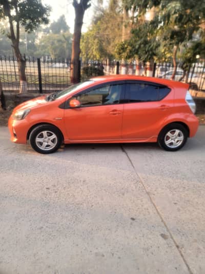 Toyota Aqua 2013 reg 2017 outclass push start