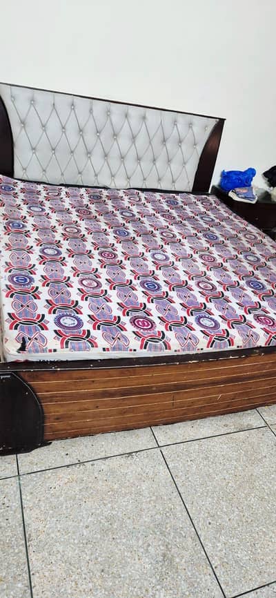 Bed & mattress