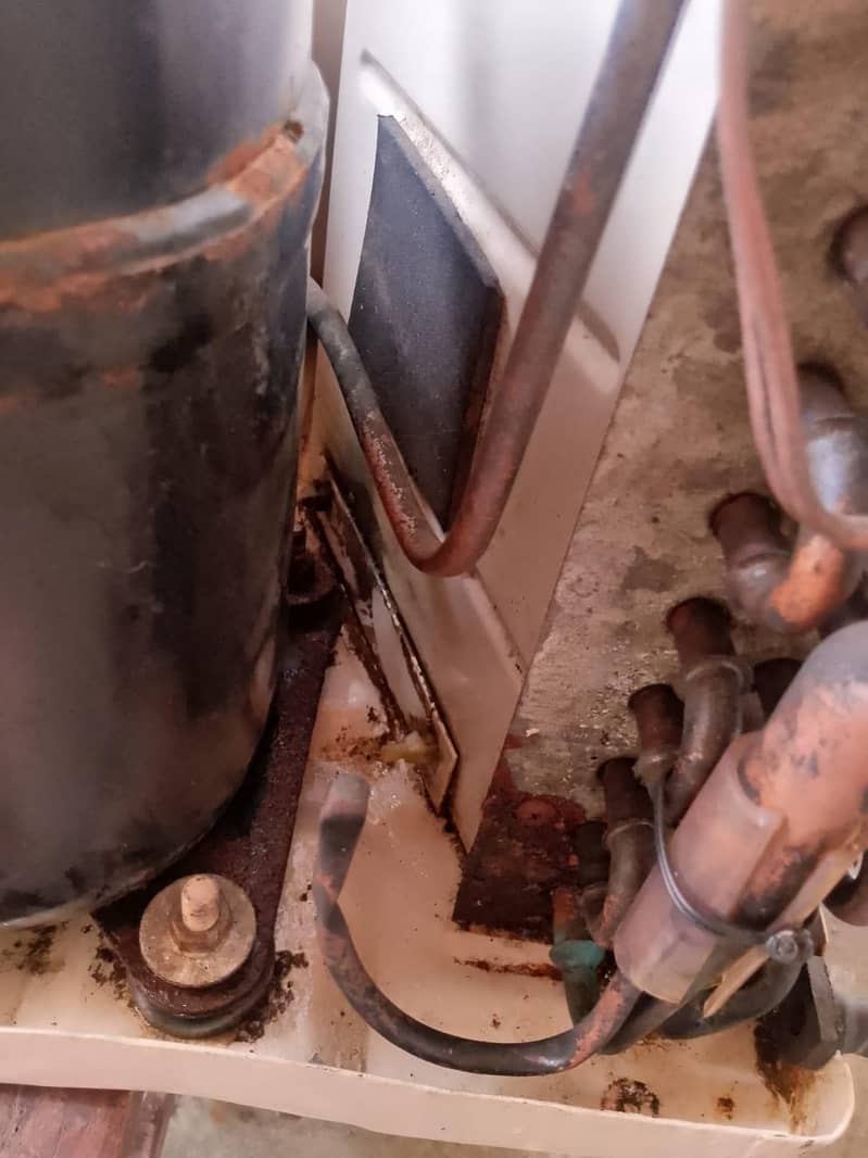 window Ac  1 ton 4