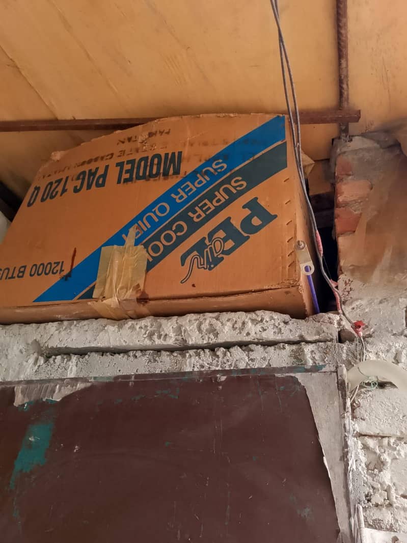 window Ac  1 ton 18