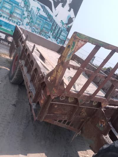 14 Feet Tarli like new tyre