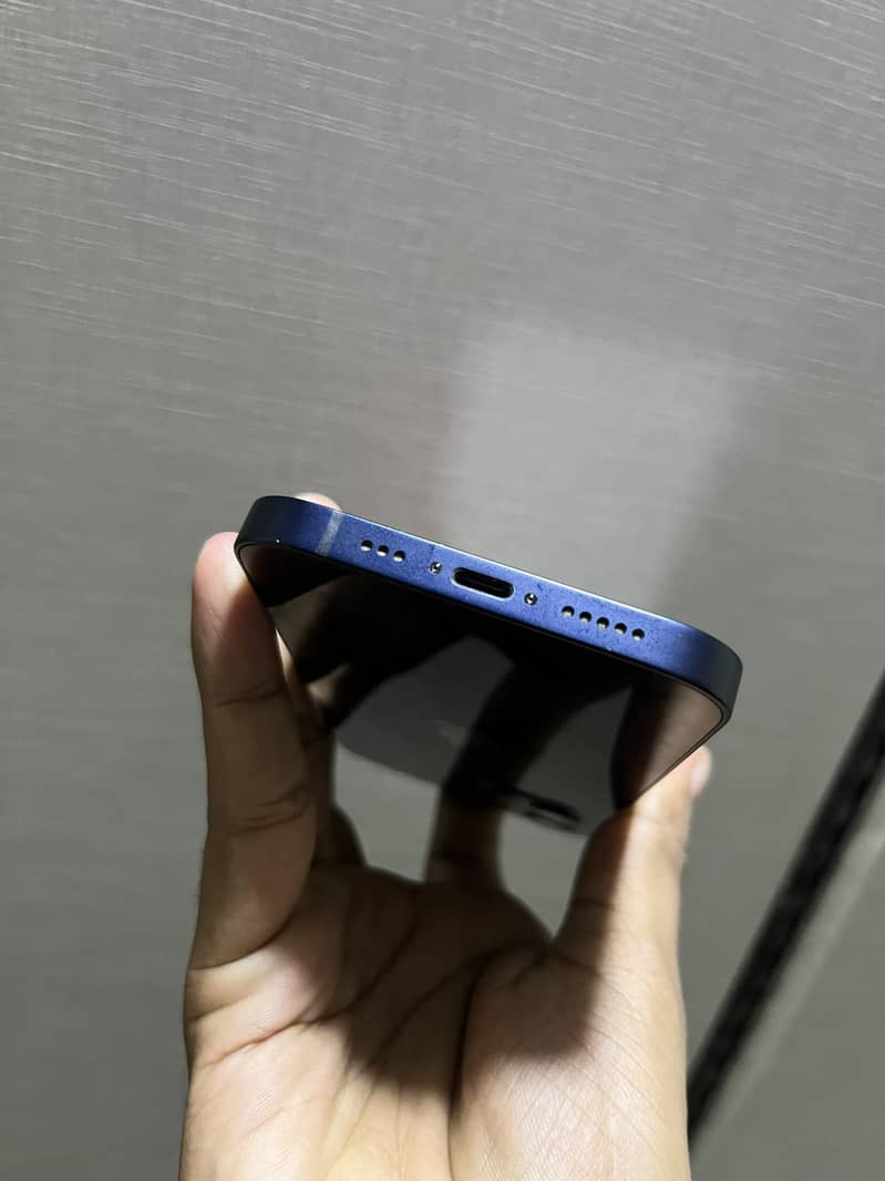Iphone 12 JV 3