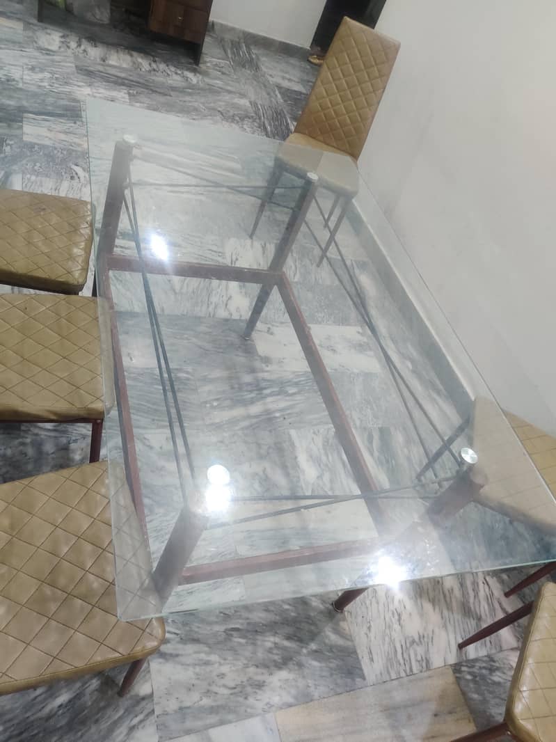 Dining Table plus 8 chairs 2
