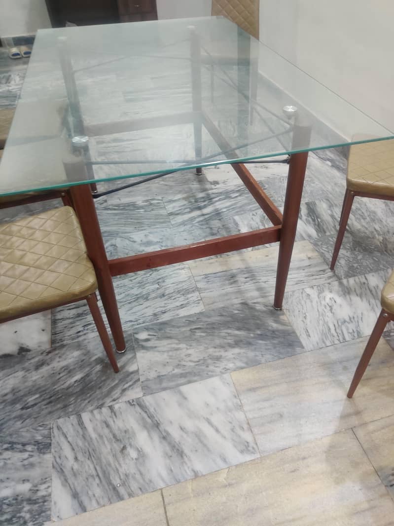 Dining Table plus 8 chairs 4