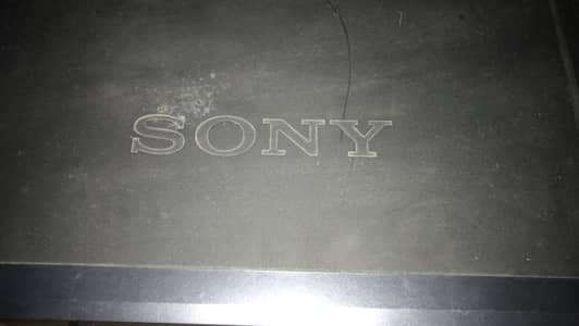 Aone vcr hai chalta hai 4000 ka jis bhi ne lena hai rabta kare