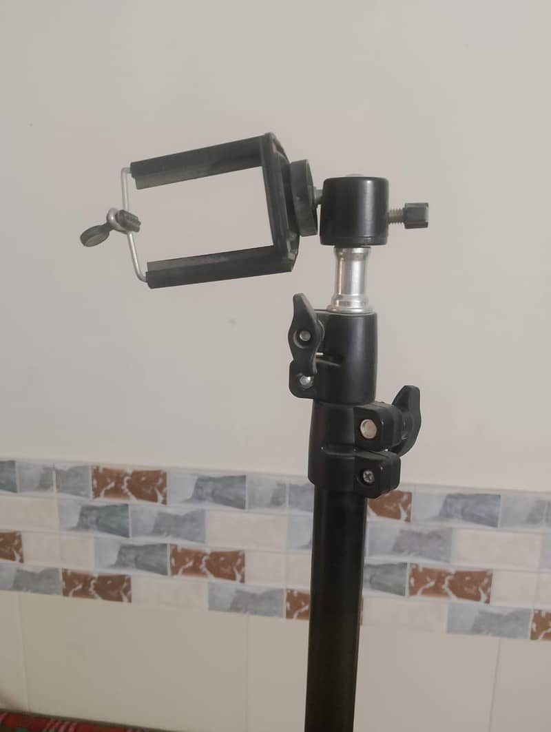 Camera Stand 1