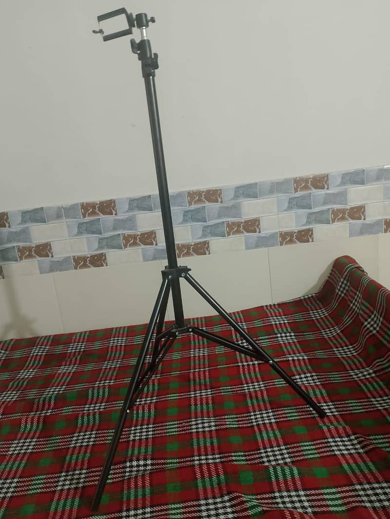 Camera Stand 2