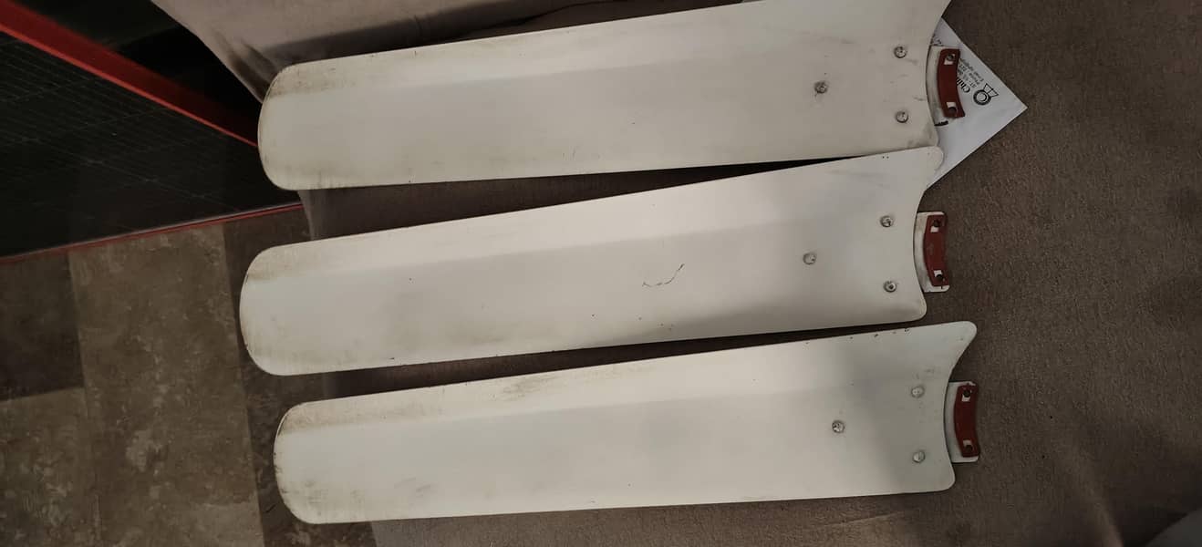 BATTERY + Normal Ceiling fan 1