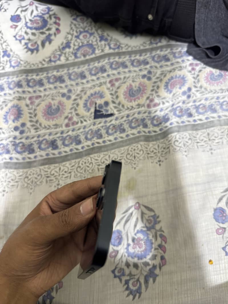 Iphone 14 jv 4
