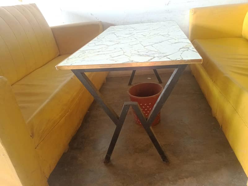 table and sofa 3
