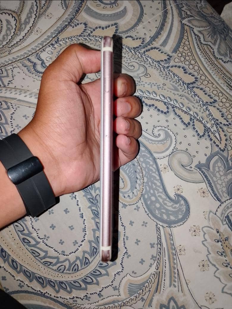IPHONE 6S PLUS 4