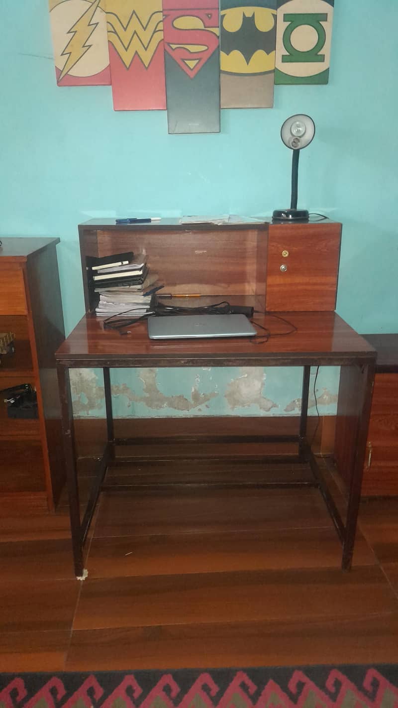 study table for sale 0