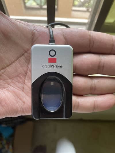 PERSONA FINGERPRINT SCANNER