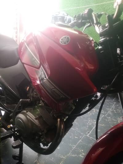 ybr lush condition 10/10 2016 model . . . biometric available. .