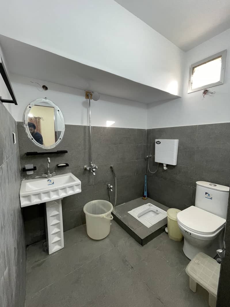 Second floor portion for rent 4