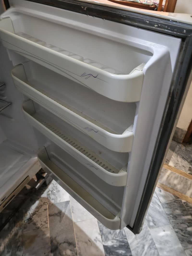 Full Size Fridge 1