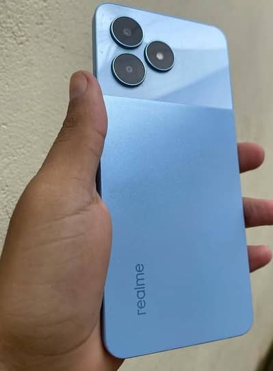 Realme note 50
