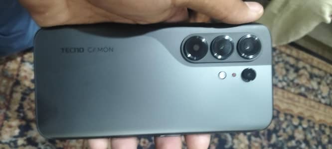 techno camon 50 pro edge. mobile black colour abi kal hi Leya ha
