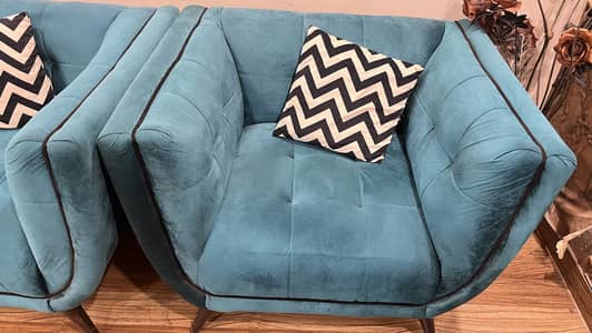 six seater velvet sofa set for sale in excellent condition
